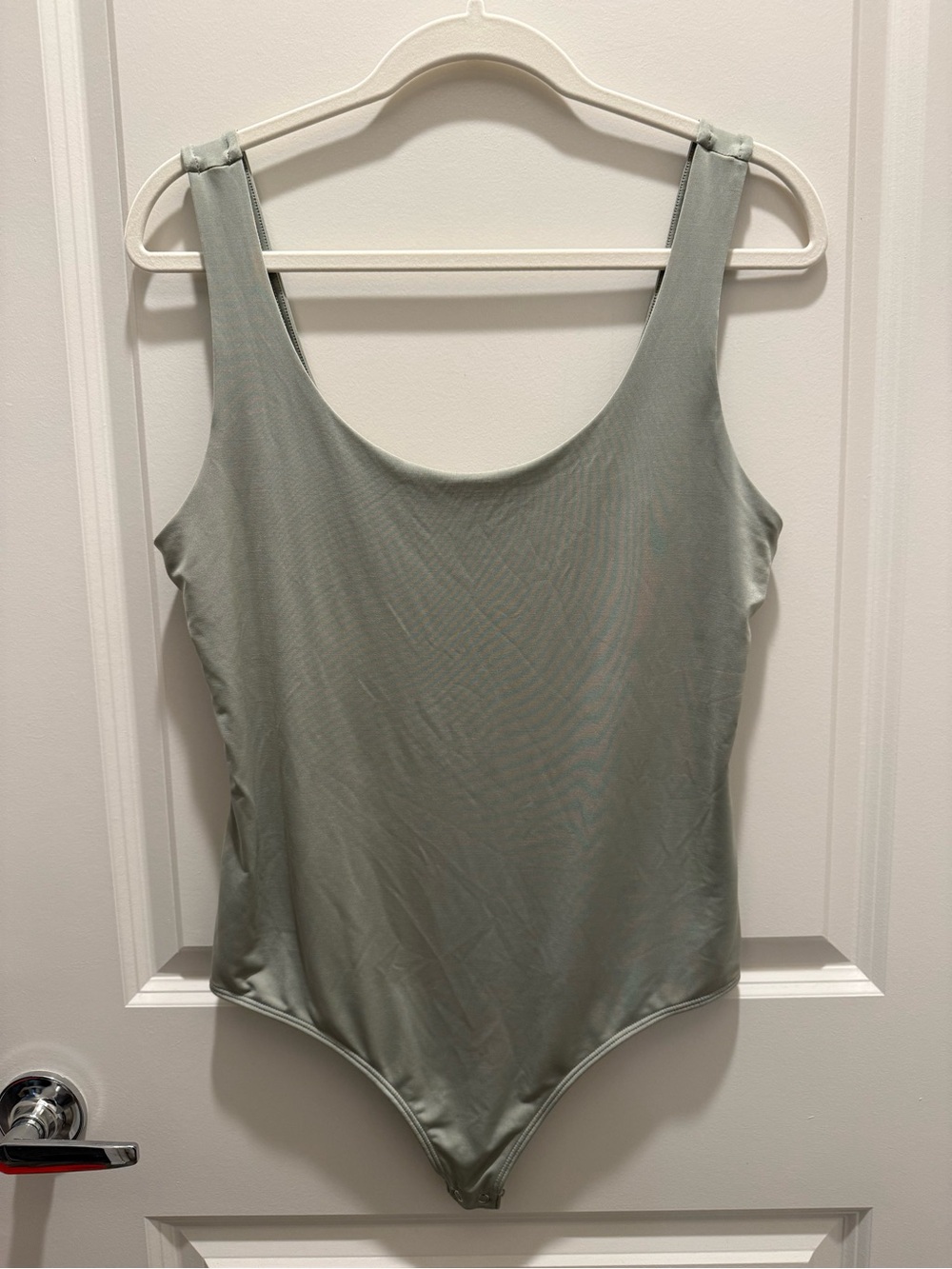 Express Women’s Scoop Neck Bodysuit - Sage Green